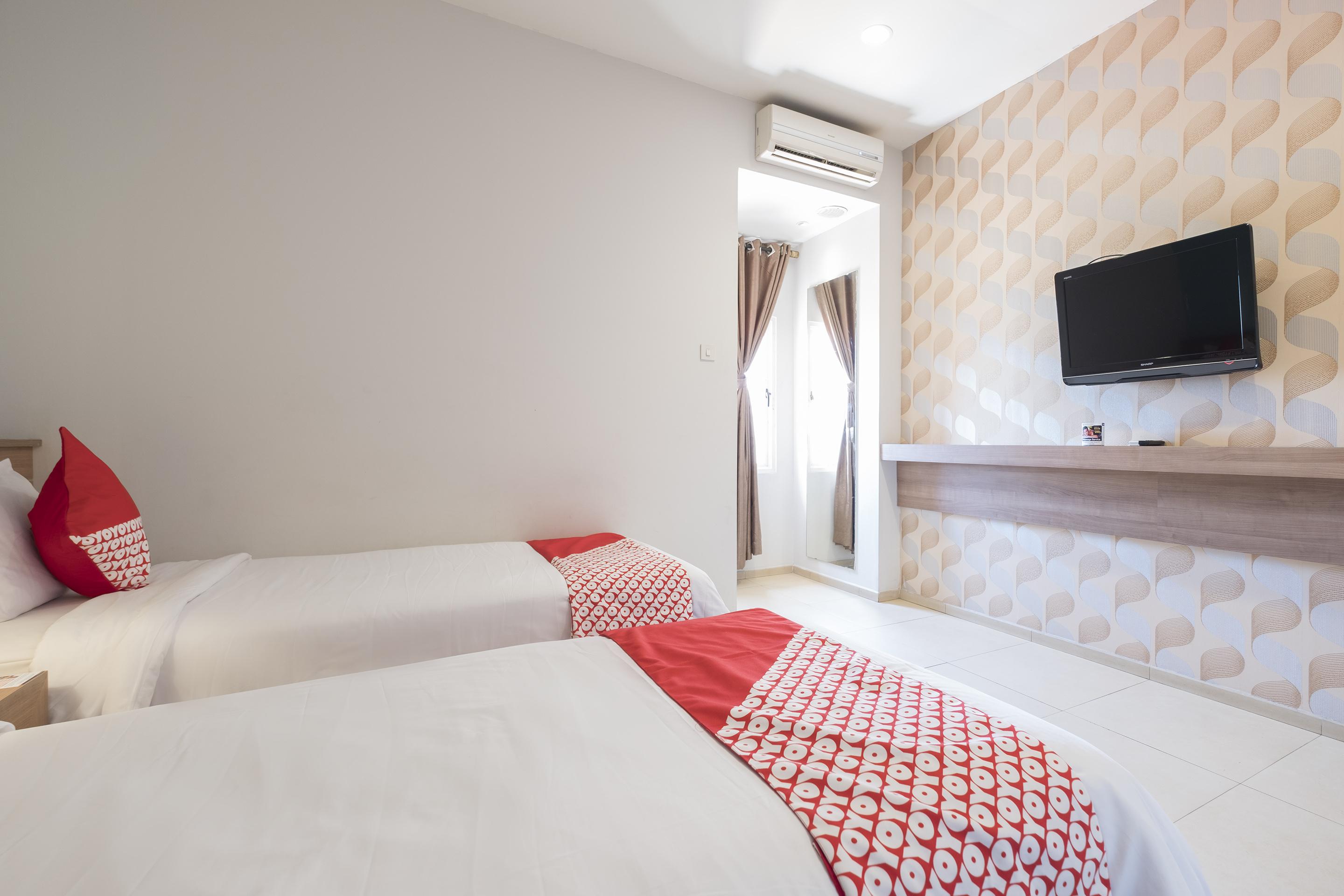 Aswin Hotel And Spa Макасар Экстерьер фото
